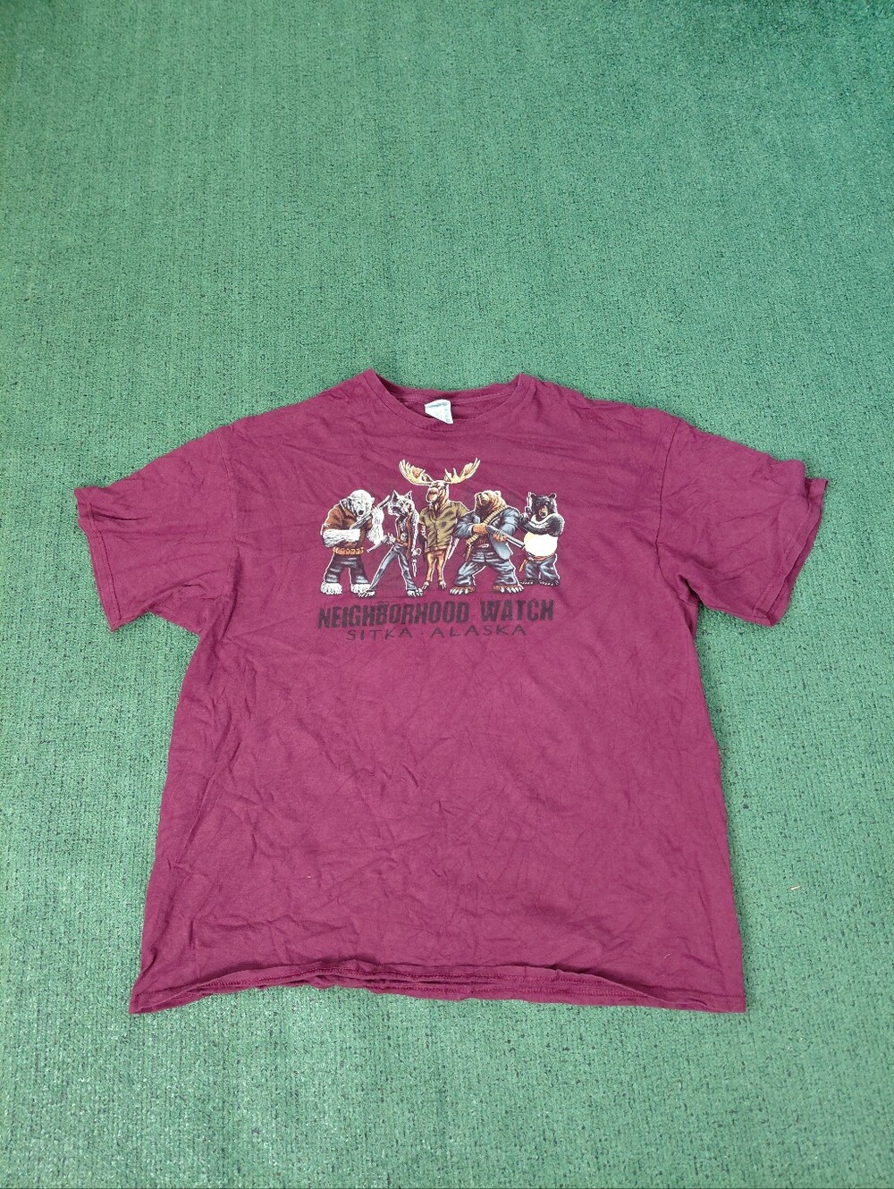Vintage 2003 Sitka Alaska Neighborhood Watch Funny Animals Y2K Burgundy T Shirt